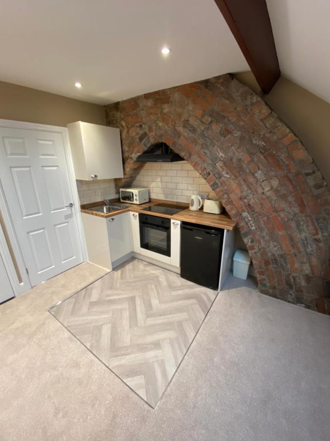 Private & Modern En-Suite Rooms Town Centre Self Check-In Barnsley Exterior photo